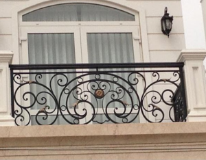 Dịch vụ làm lan can sắt mỹ thuật tại TP Dĩ An