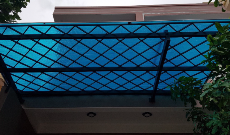 lam-mai-nhua-poly-tai-quan-2