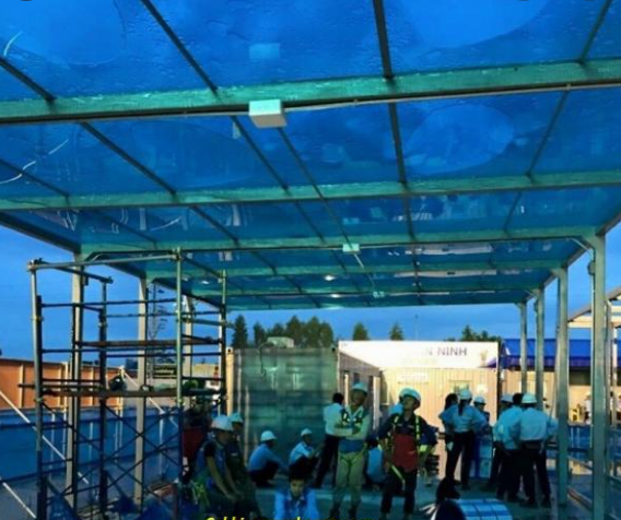 Đơn vị làm mái poly