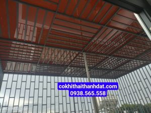 Mái nhựa poly màu trà