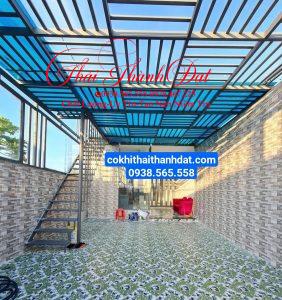 Thợ làm mái poly nhựa lấy sáng tại Quận 2 uy tín