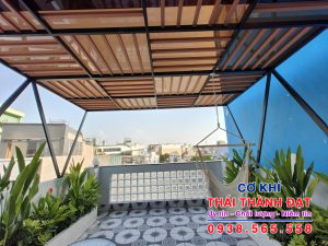 Quy trình lắp đặt mái poly nhựa đúng kỹ thuật của chúng tôi