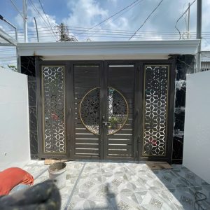 Địa chỉ uy tín làm cửa cổng sắt CNC tại Quận 1