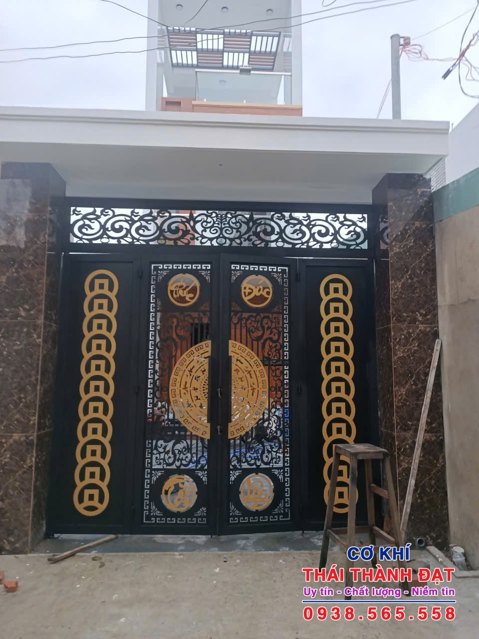 Cửa cổng sắt Thủ Đức