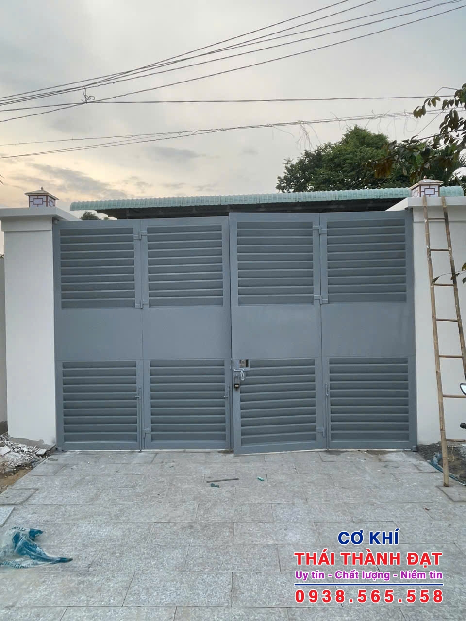 Cửa cổng sắt Thủ Đức