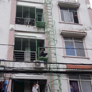 Dịch vụ làm cầu thang thoát hiểm tại Dĩ An