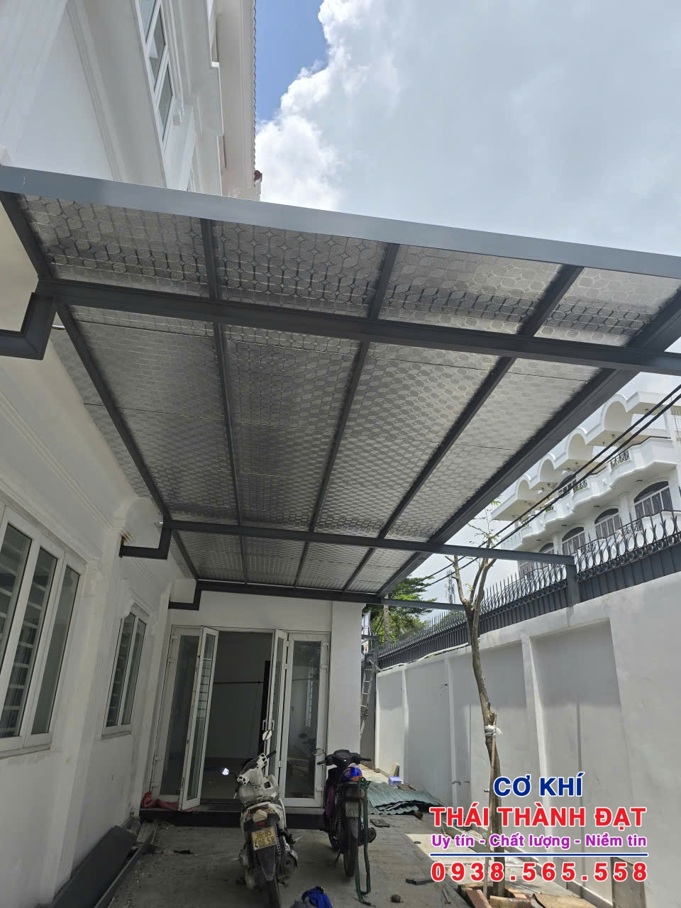 Dịch vụ làm mái tôn chống nóng tại Quận Bình Thạnh