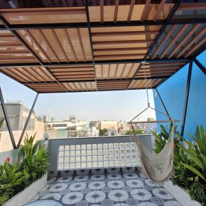 Mái nhựa poly lấy sáng sân thượng tại Dĩ An