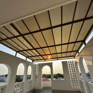 Mái nhựa poly lấy sáng sân thượng tại Dĩ An