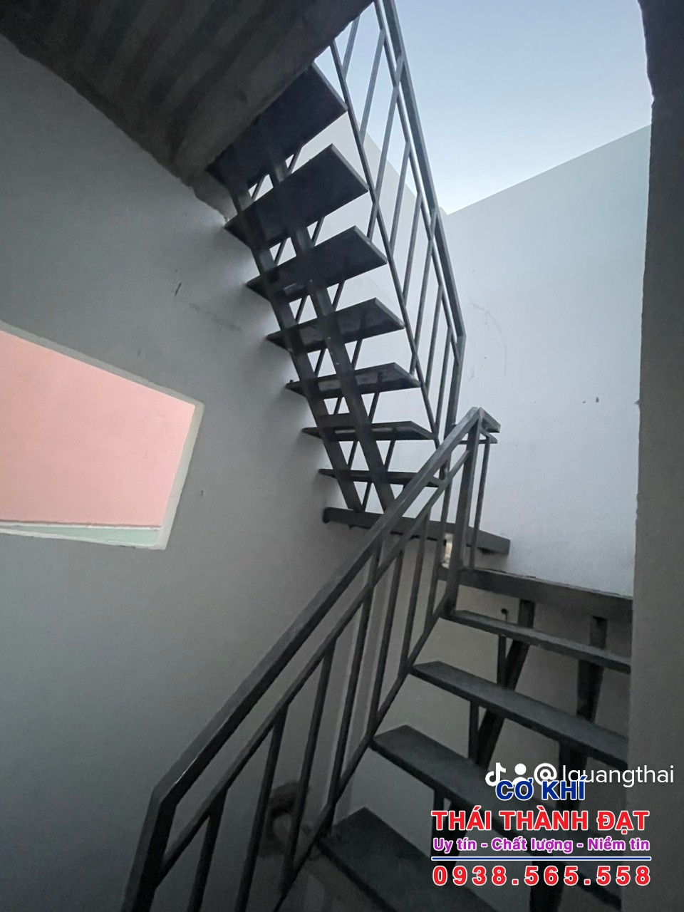 Làm cầu thang sắt tại Phường An Phú giá rẻ