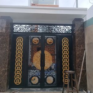 Làm cửa cổng sắt tại Bình Thạnh