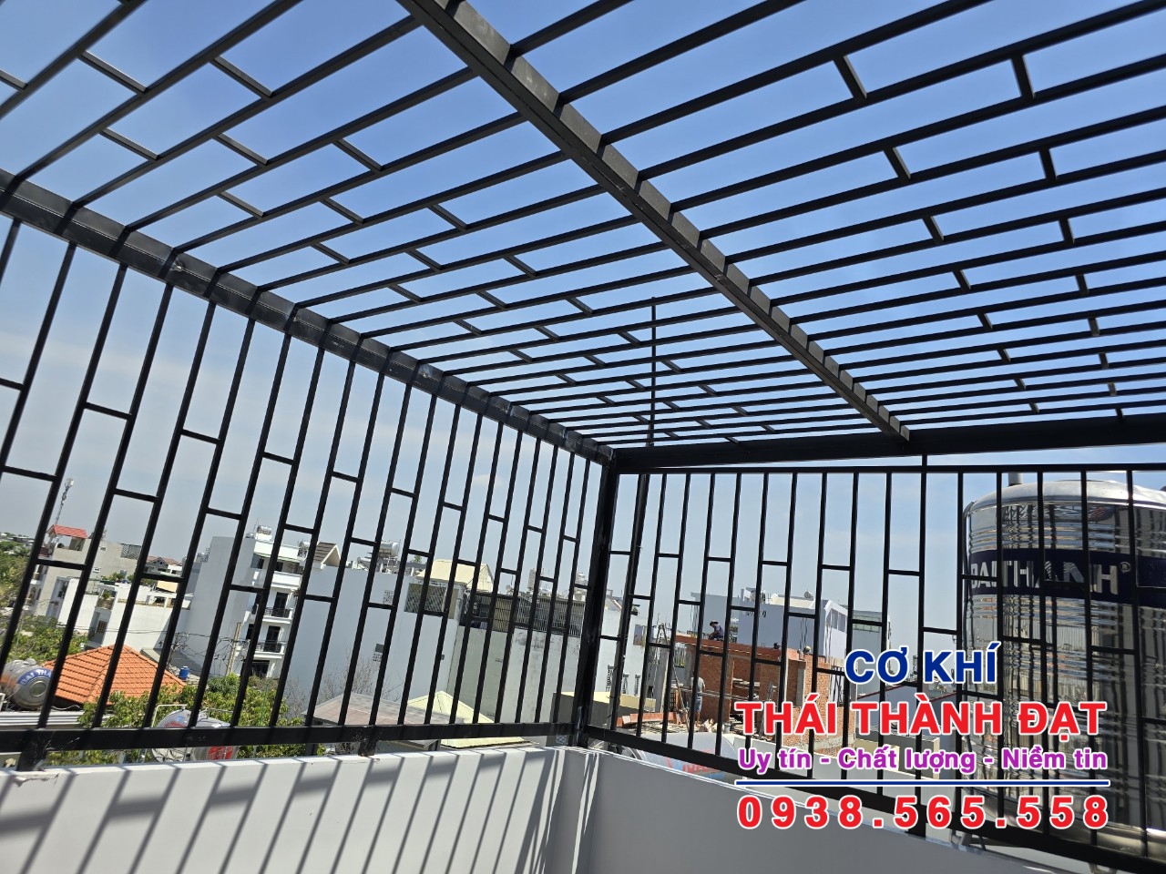 Thi công khung sắt bảo vệ Quận Bình Thạnh