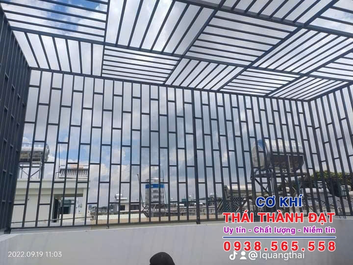 Thi công khung sắt bảo vệ Quận Bình Thạnh