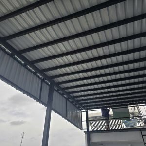 Báo giá dịch vụ làm mái tôn sân thượng tại Thủ Đức