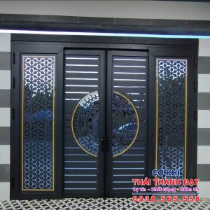 Báo giá làm cửa cổng trượt quay tại TPHCM