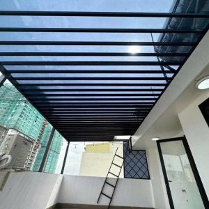 Báo giá làm mái poly tại Nhà Bè