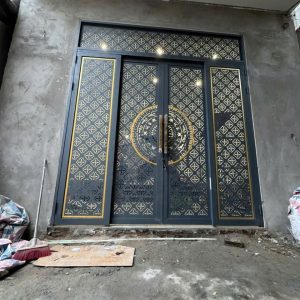 Thi công cửa cổng sắt đẹp tại Quận 12