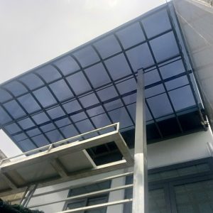 Báo giá làm mái nhựa poly tại Quận 5